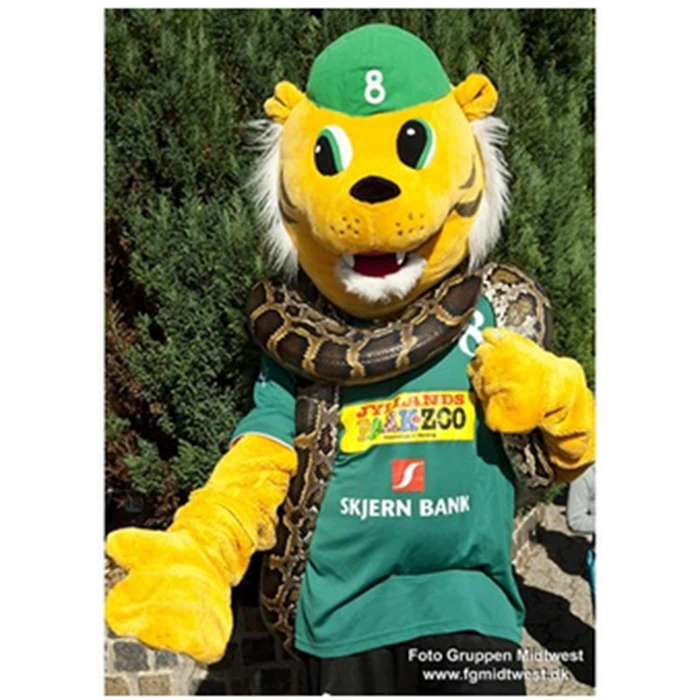 Sæsonkort for 2 voksne og 2 børn til JYLLANDS PARK ZOO